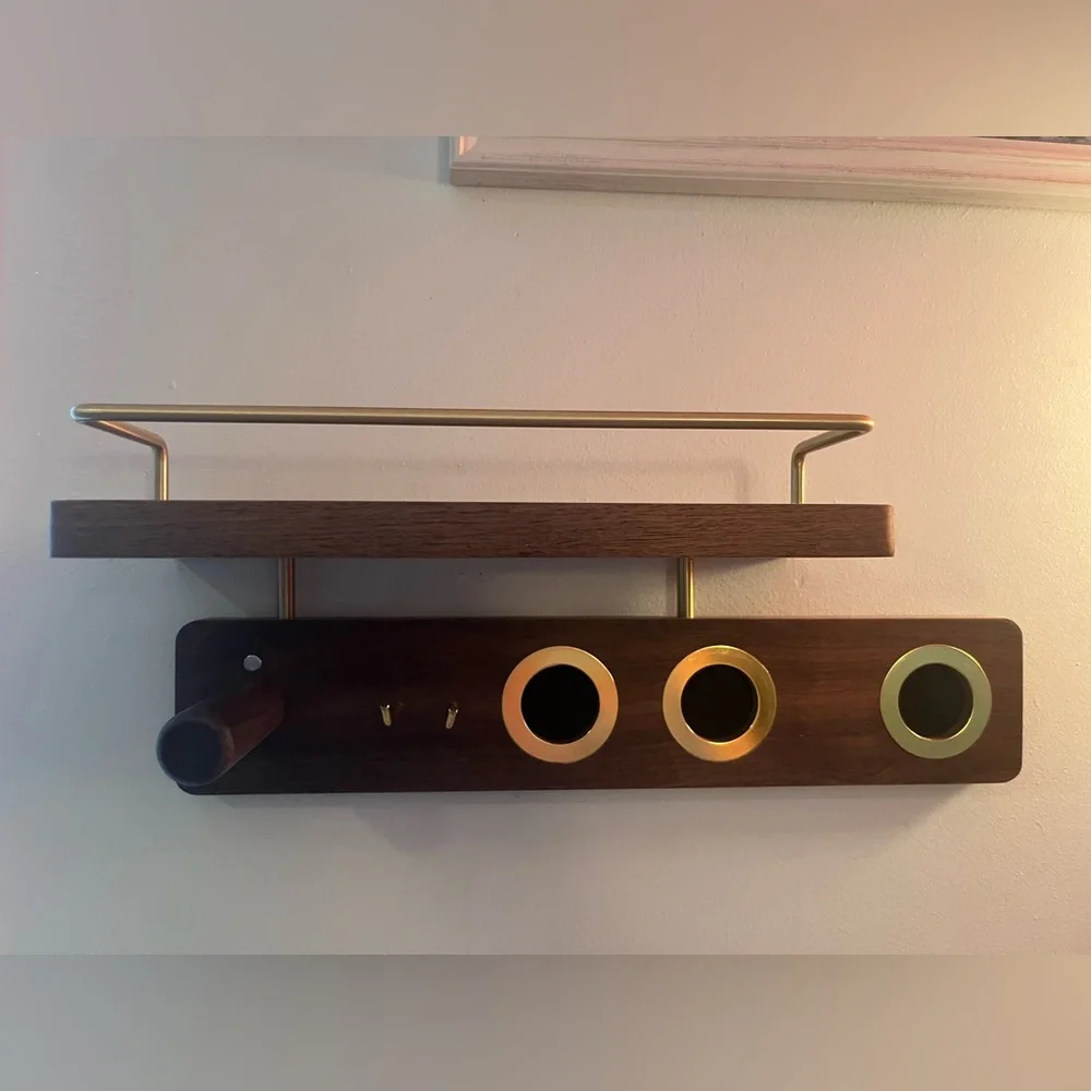Dyson Supersonic™ hair dryer hanger & bathroom storage